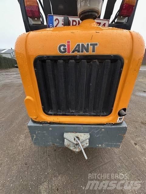 GiANT G2200 HD Iekrāvēji uz riteņiem