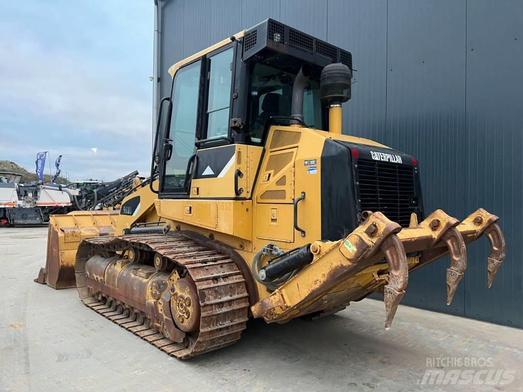 CAT 963D Kāpurķēžu iekrāvēji