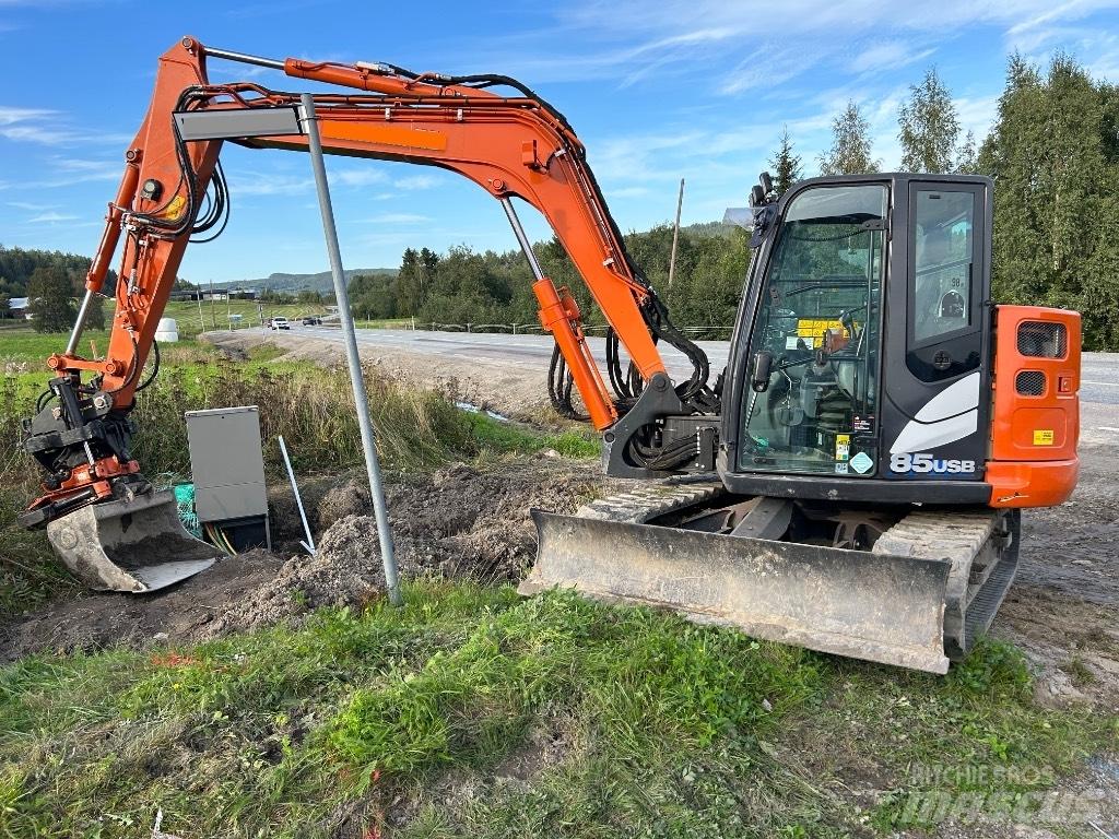 Hitachi ZX 85 US B-6 Vidēja lieluma ekskavatori 7 t - 12 t
