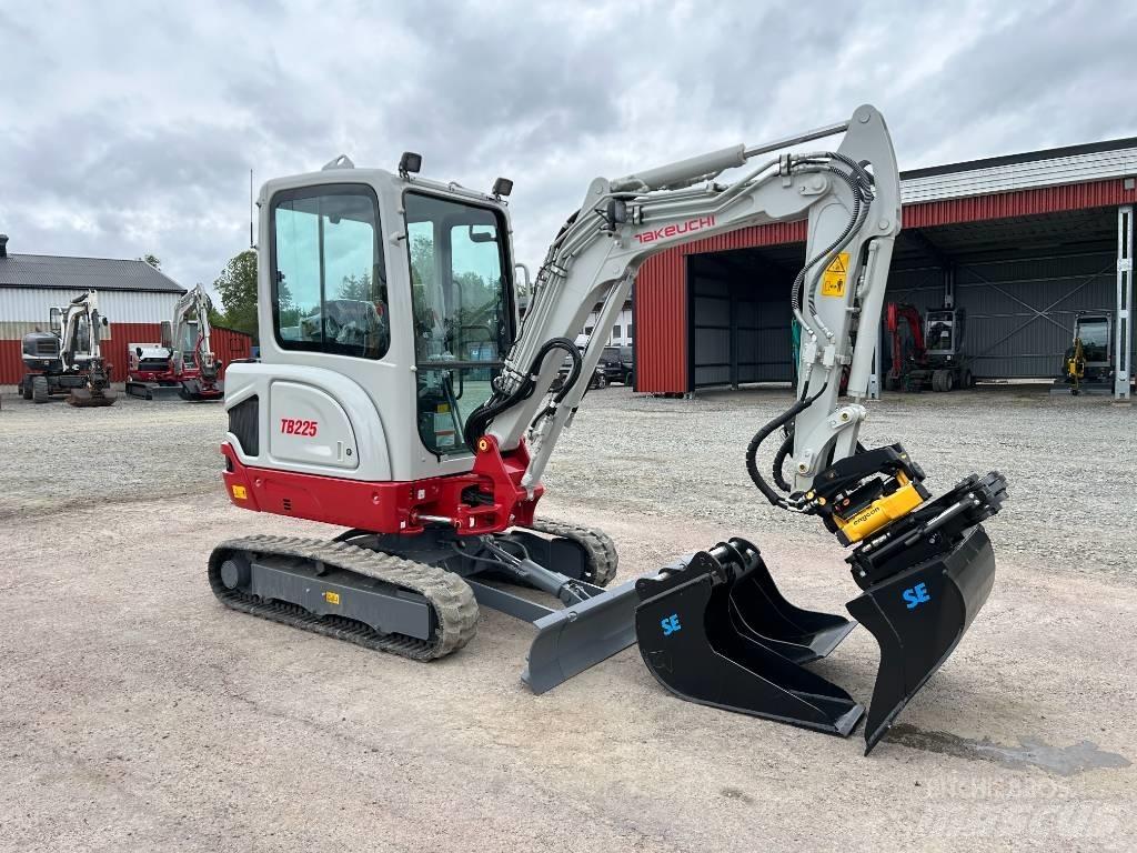 Takeuchi TB225 Mini ekskavatori < 7 t