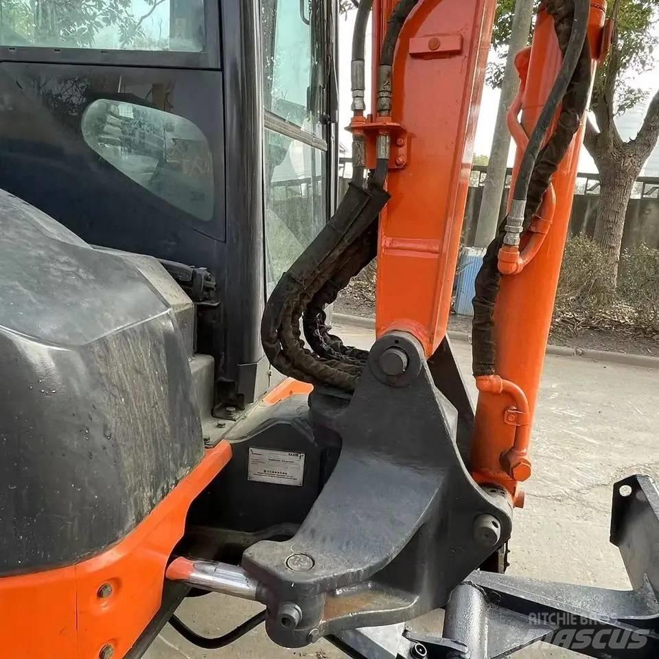Hitachi ZX50 Mini ekskavatori < 7 t