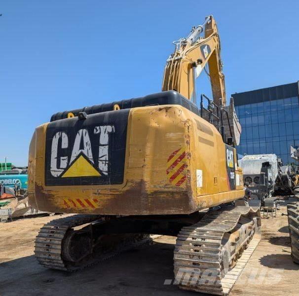CAT 330 Kāpurķēžu ekskavatori