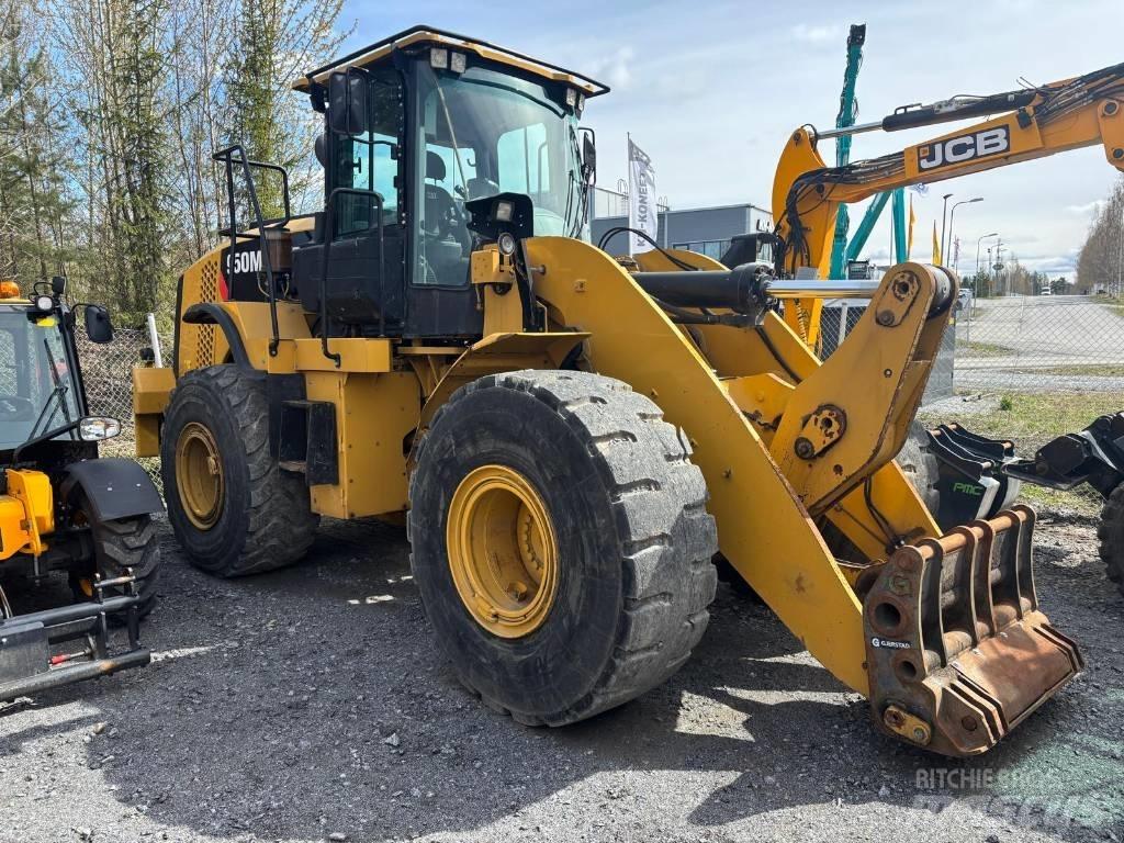 CAT 950M Iekrāvēji uz riteņiem