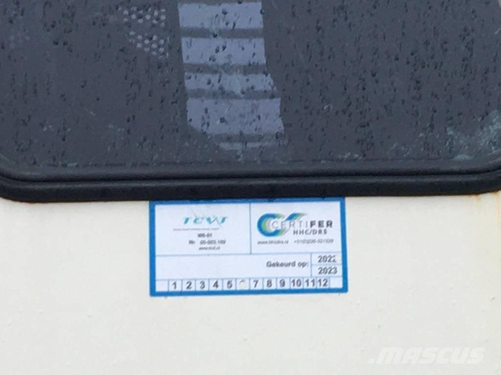 Hitachi KH 230 GLS Urbjtorņi