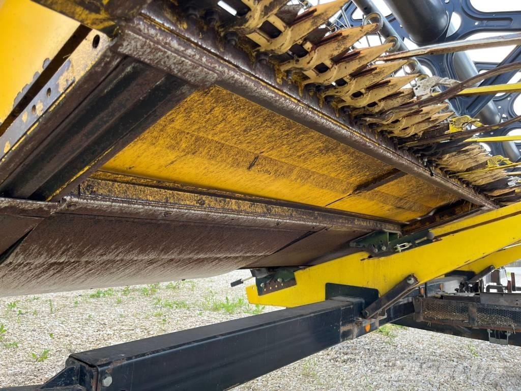 New Holland CX 860 Ražas novākšanas kombaini