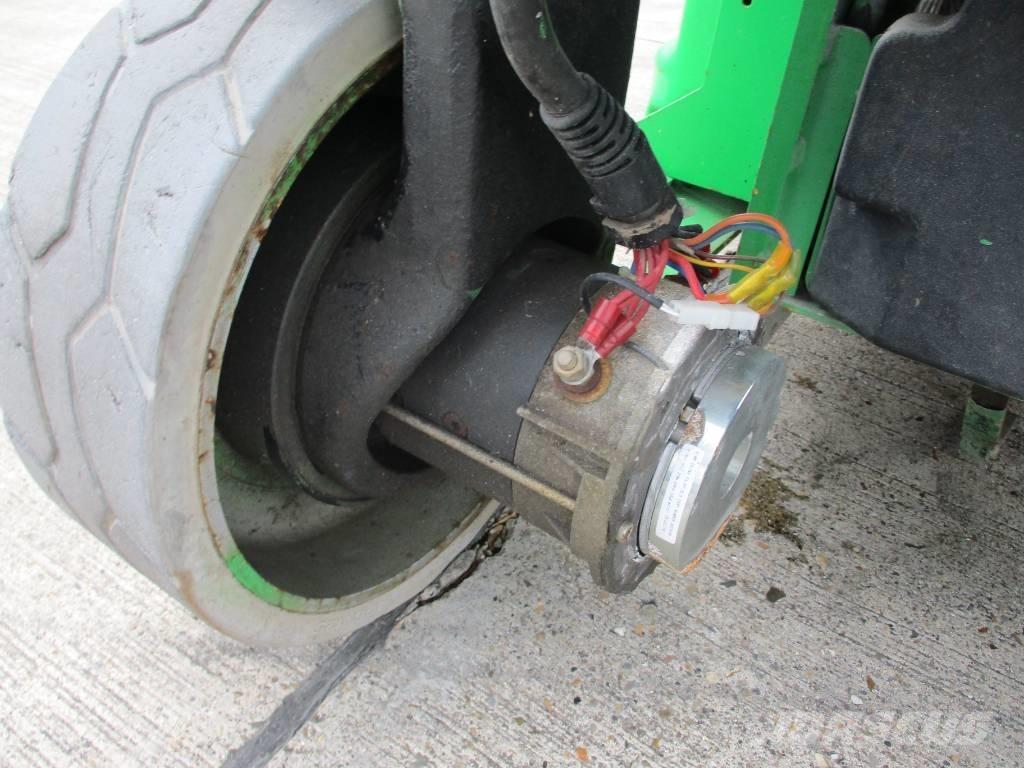 JLG 2632 ES (983) Šķerveida pacēlāji