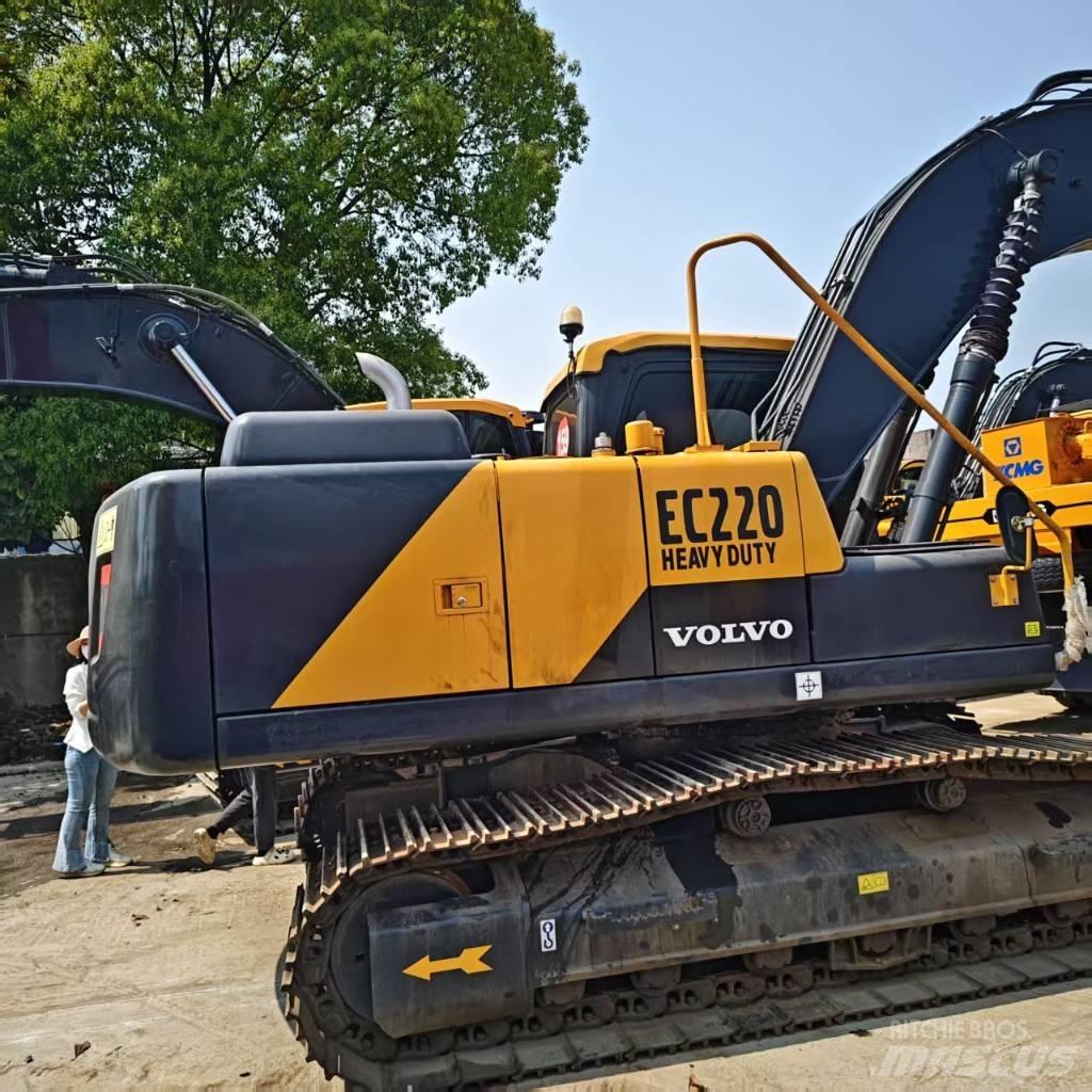 Volvo EC 220 Kāpurķēžu ekskavatori