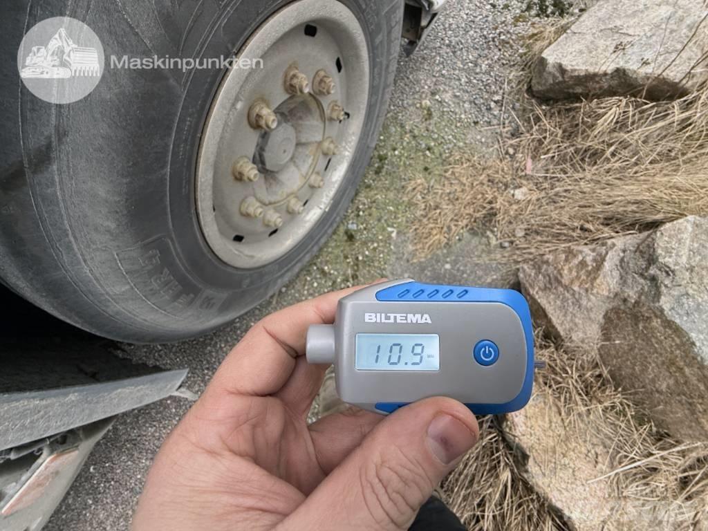 Volvo FM 370 Smagās mašīnas ar celtni