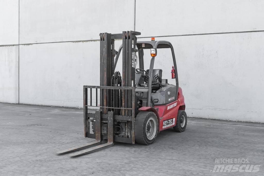 Manitou MI 30 D Tehnika ar dīzeļa dzinēju