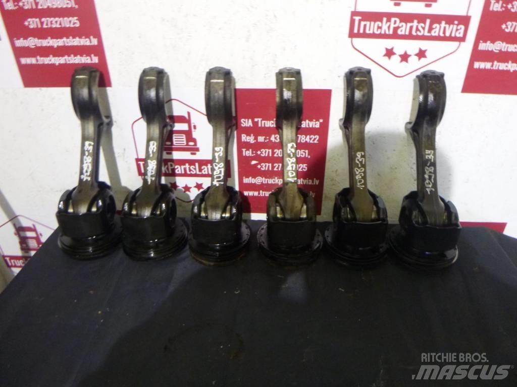 Scania R440 PISTONS Dzinēji