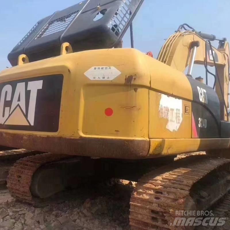 CAT 324 Kāpurķēžu ekskavatori