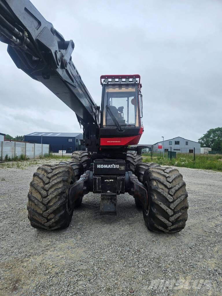 Komatsu 911.5 Harvesteri
