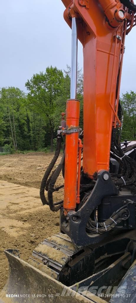 Hitachi Zaxis 85 USB Vidēja lieluma ekskavatori 7 t - 12 t