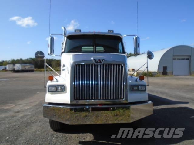 Western Star 4900 SA Pašizgāzējs