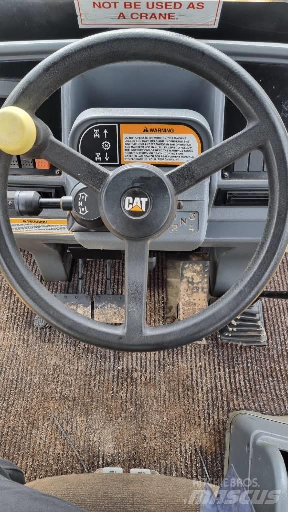 CAT 428 C Turbo Ekskavatori-iekrāvēji