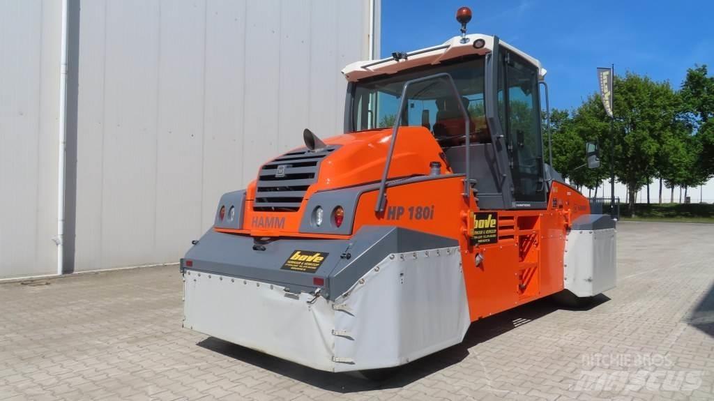 Hamm HP 180i Pneimatiskie veltņi