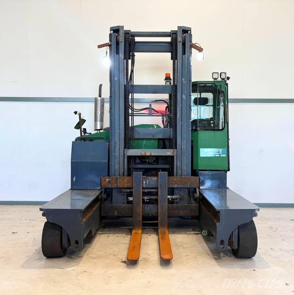 Combilift C 8000 Četru virzienu krāvēji