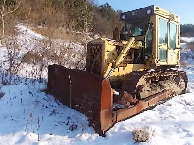 CAT D 5 B Kāpurķēžu buldozeri