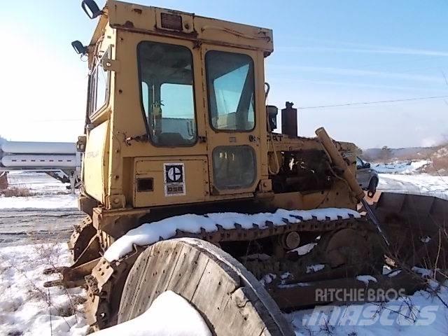 CAT D 5 B Kāpurķēžu buldozeri