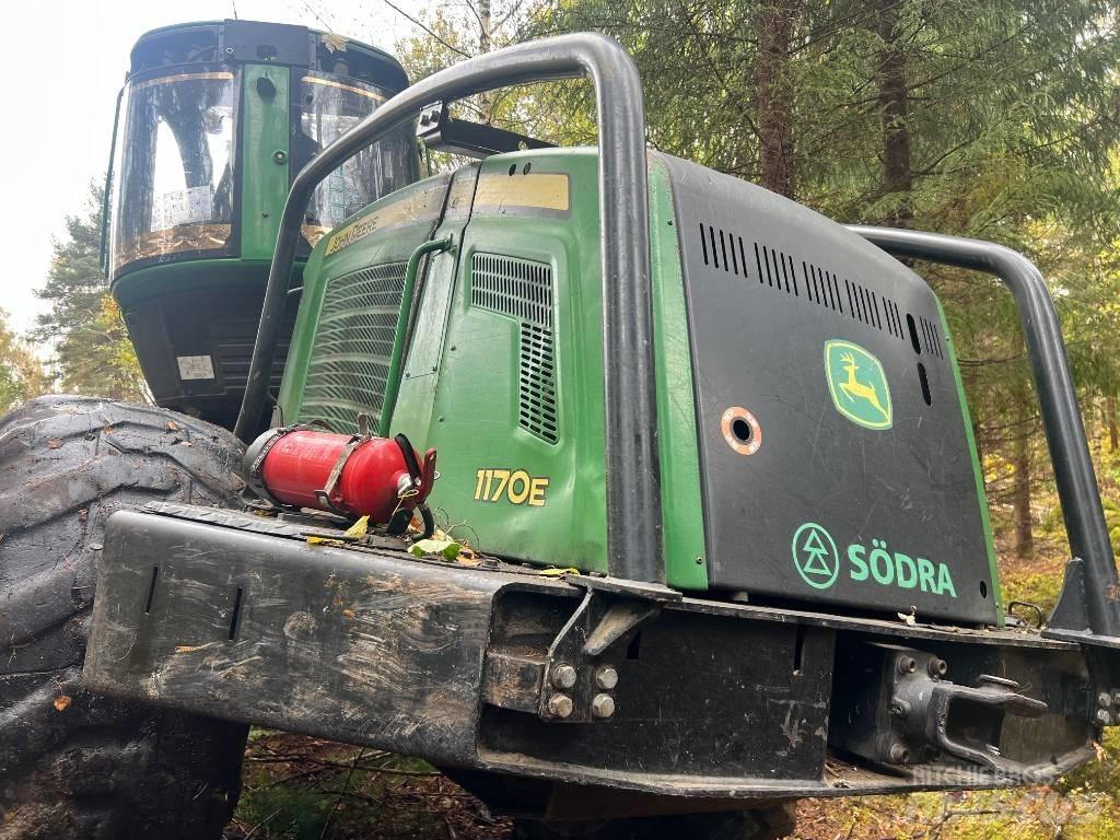 John Deere 1170 E Harvesteri