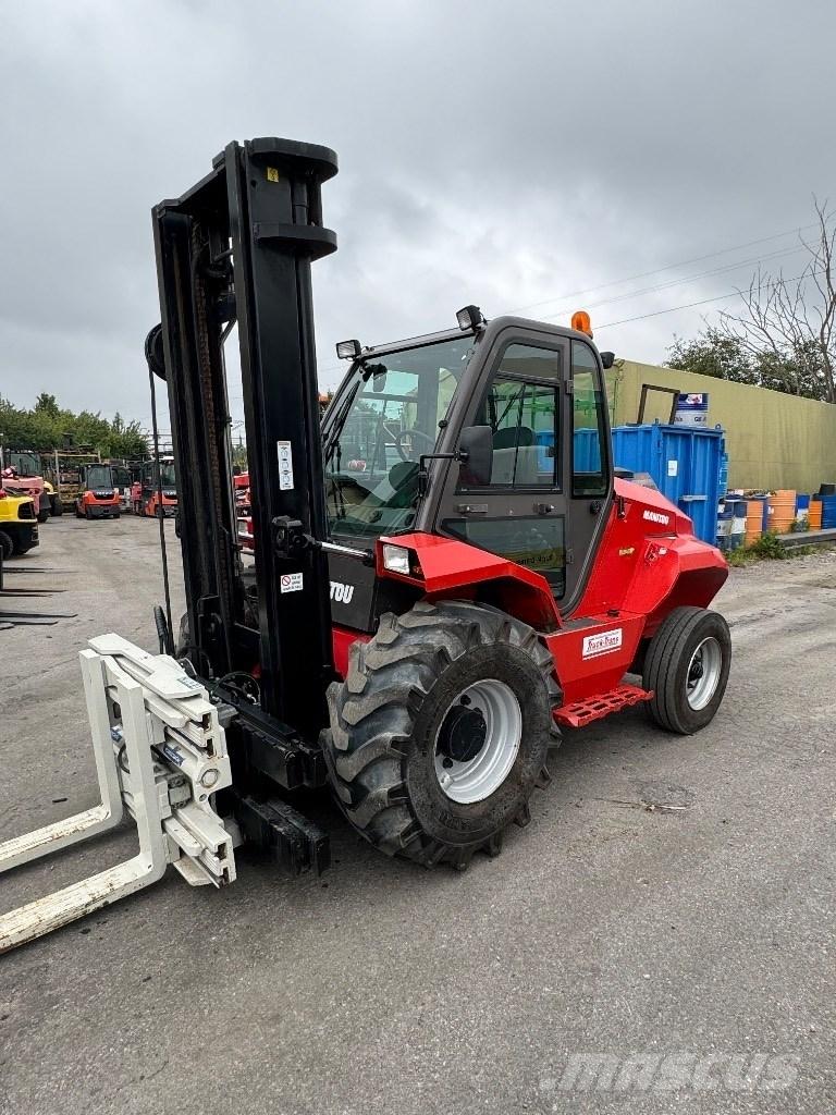 Manitou M40-2 Tehnika ar dīzeļa dzinēju
