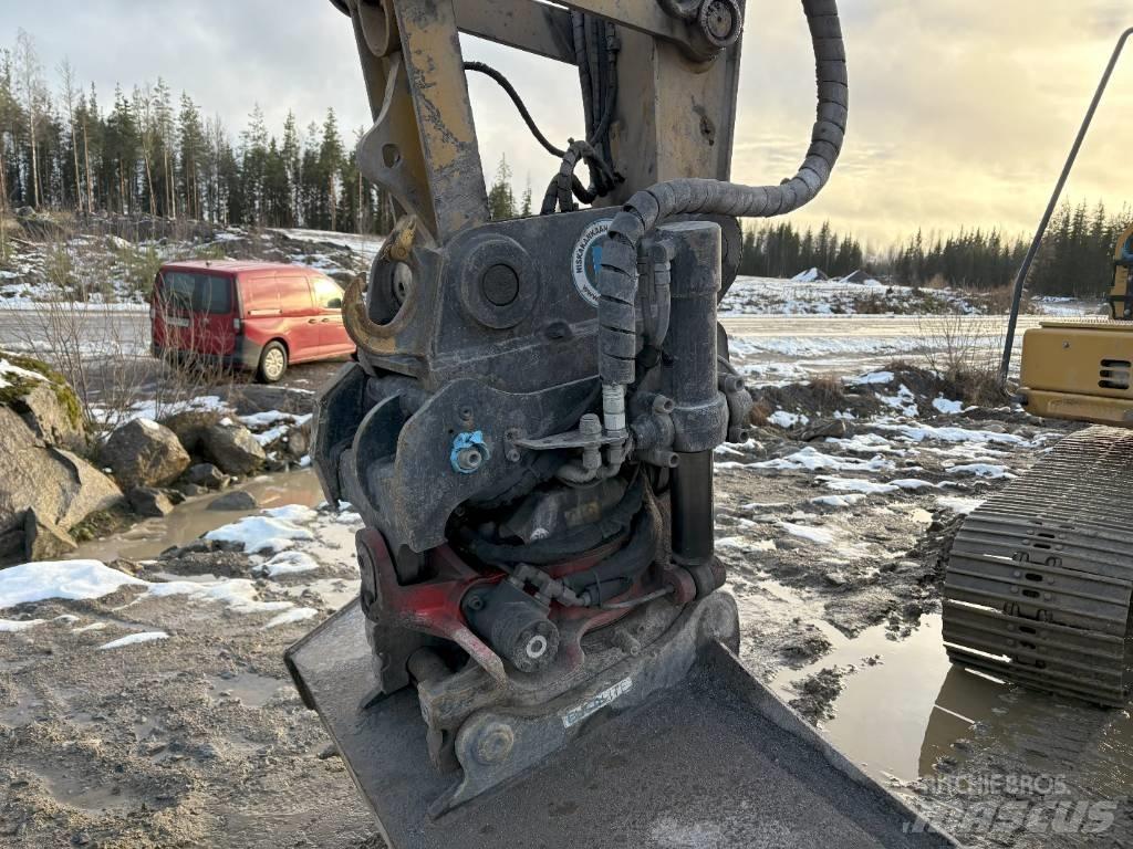 CAT 313F Kāpurķēžu ekskavatori