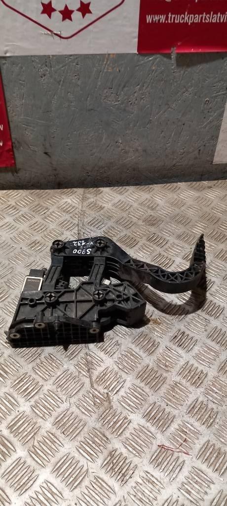 Scania R 480    1753411 Kabīnes un interjers