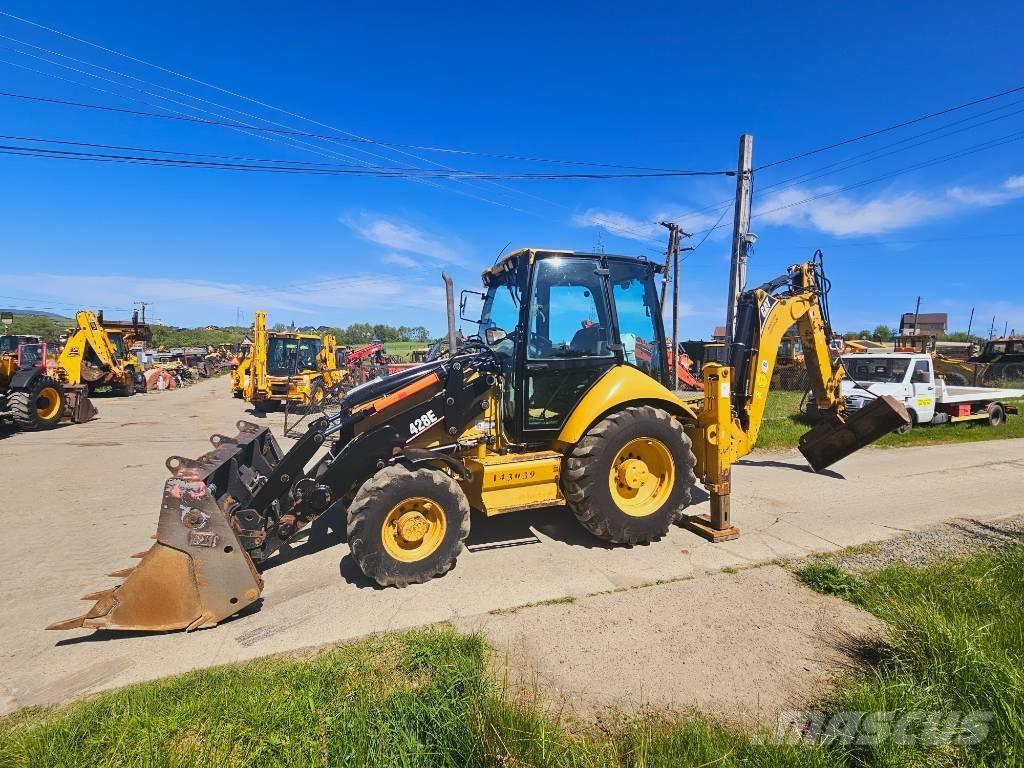 CAT 428 E Ekskavatori-iekrāvēji