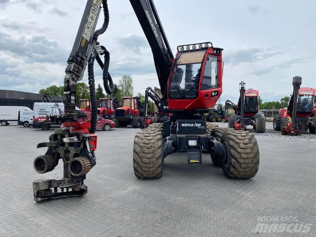 Komatsu 901 XC Harvesteri