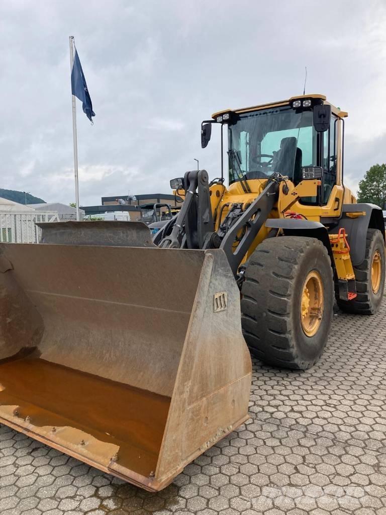 Volvo L 70 H Iekrāvēji uz riteņiem