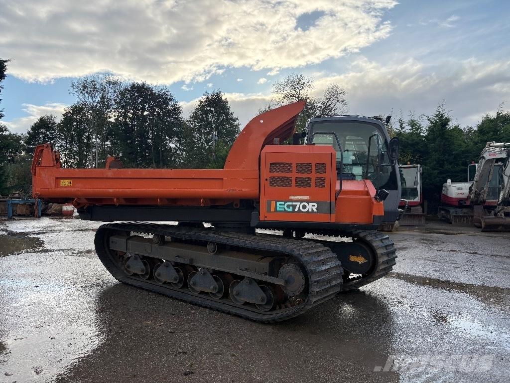 Hitachi EG 70 R Kāpurķēžu pašizkrāvējs