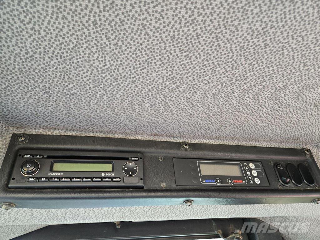 Komatsu WA200PZ-6 Iekrāvēji uz riteņiem