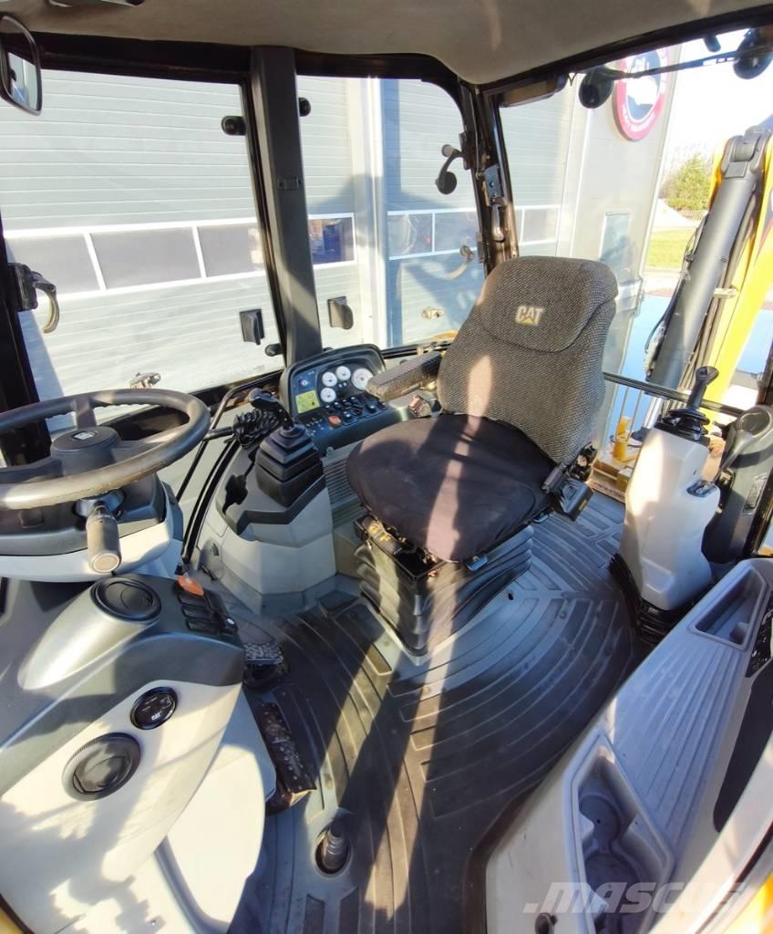 CAT 432 E Ekskavatori-iekrāvēji