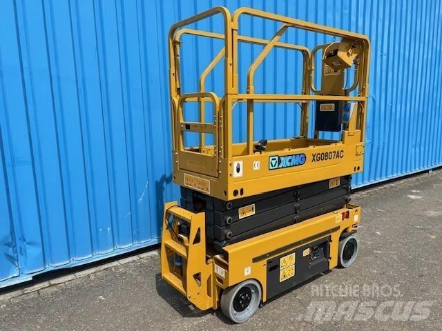 XCMG XG 0807 AC Šķerveida pacēlāji