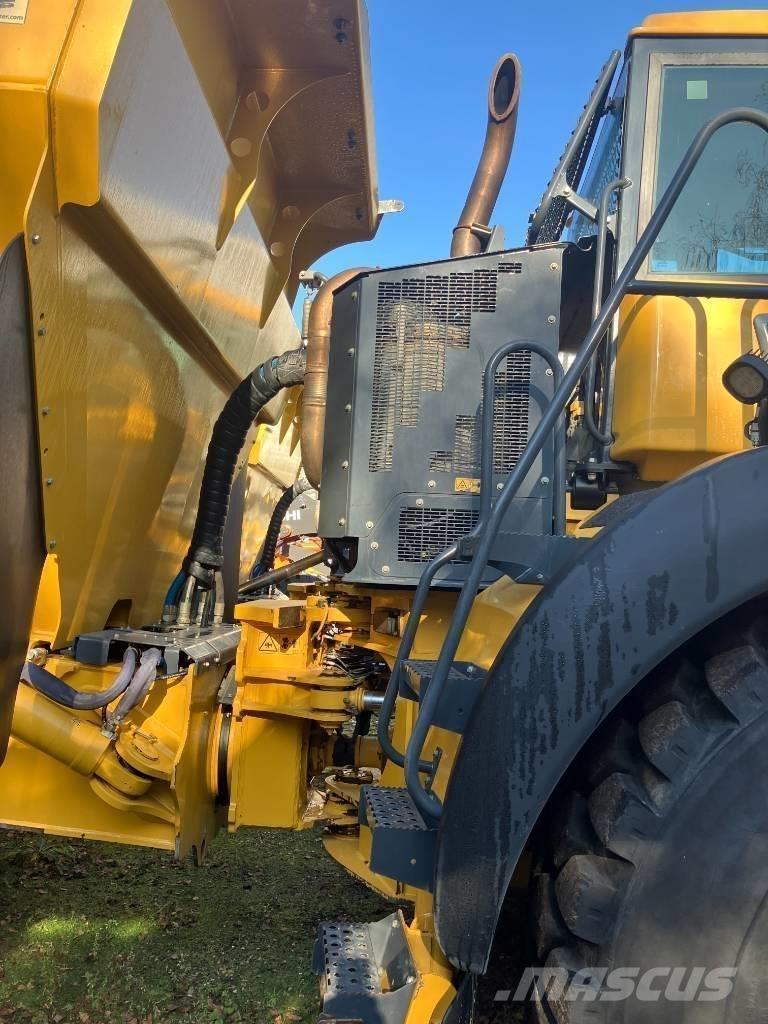 Bell B45E 6x6 Artikulētie pašizgāzēji