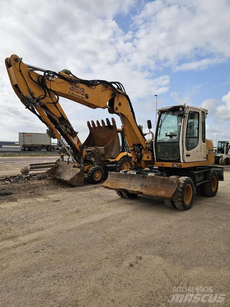 Liebherr A 309 Ekskavatori uz riteņiem