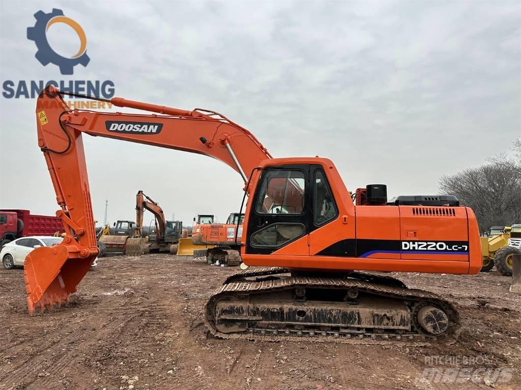 Doosan DH 220 LC-7 Kāpurķēžu ekskavatori