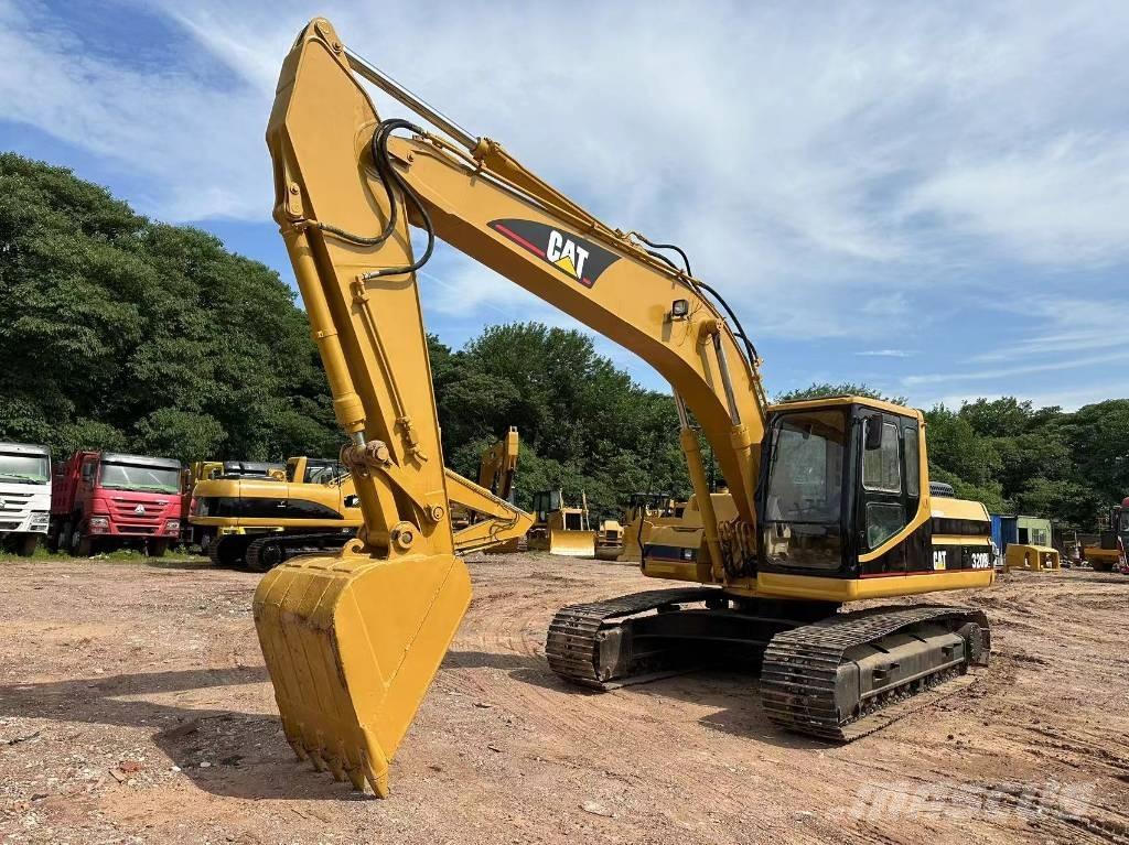 CAT 320 B Kāpurķēžu ekskavatori