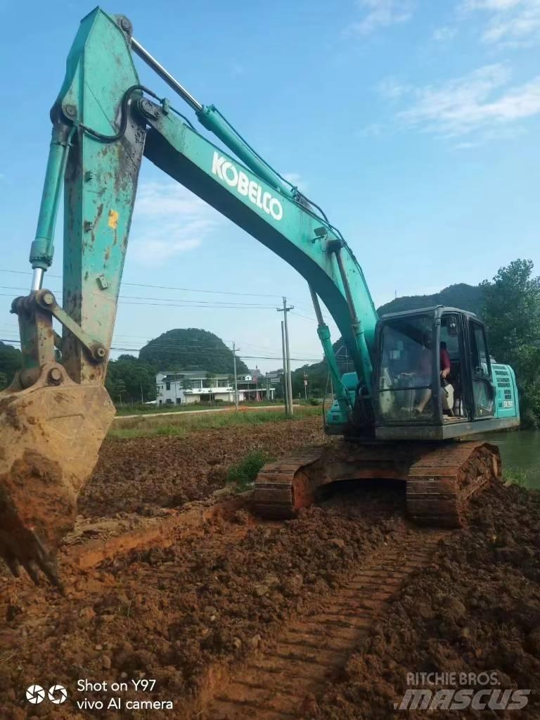 Kobelco SK200-10 Kāpurķēžu ekskavatori