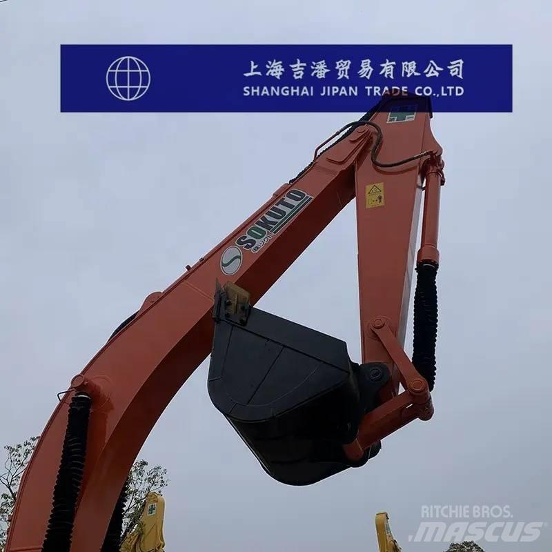 Hitachi ZX 200 Kāpurķēžu ekskavatori