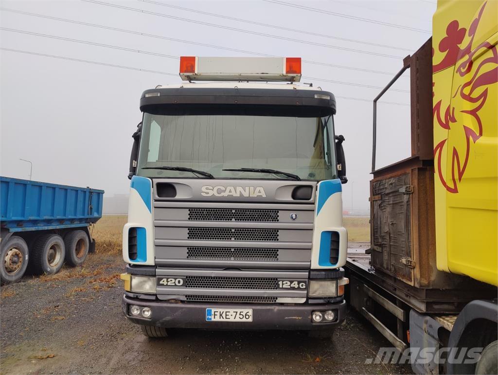 Scania G124 Smagās mašīnas ar celtni