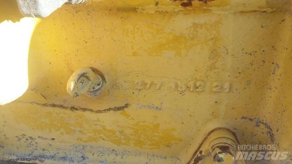 Lamborghini 85 Dzinēji