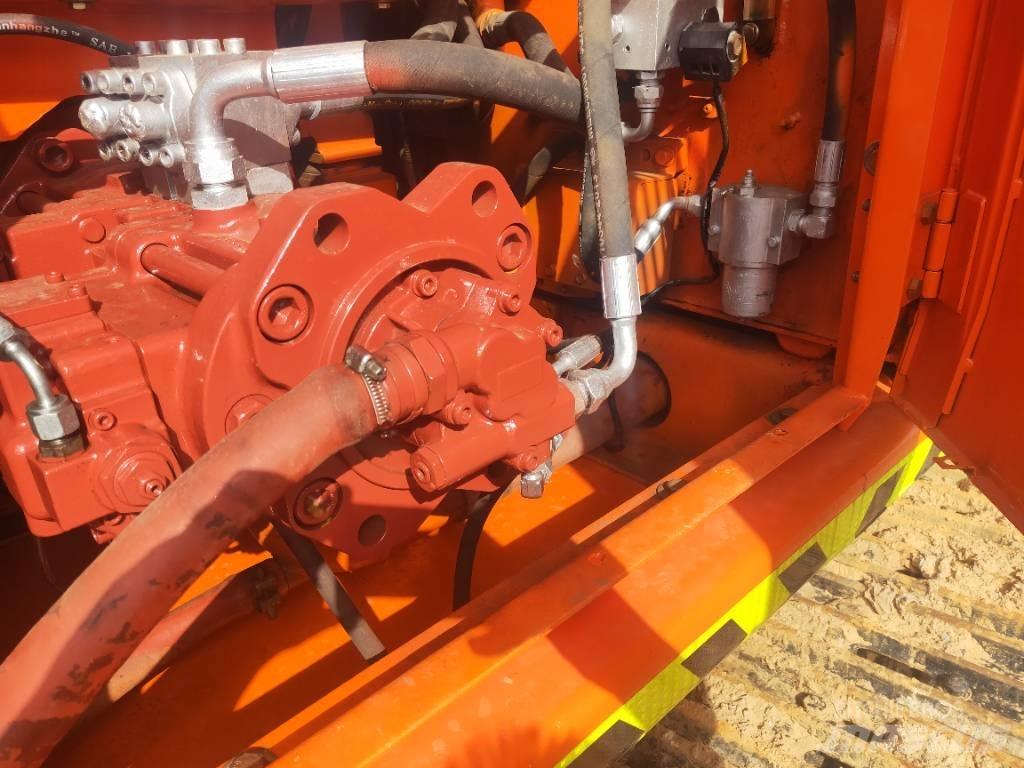Doosan DH220LC-7 Kāpurķēžu ekskavatori