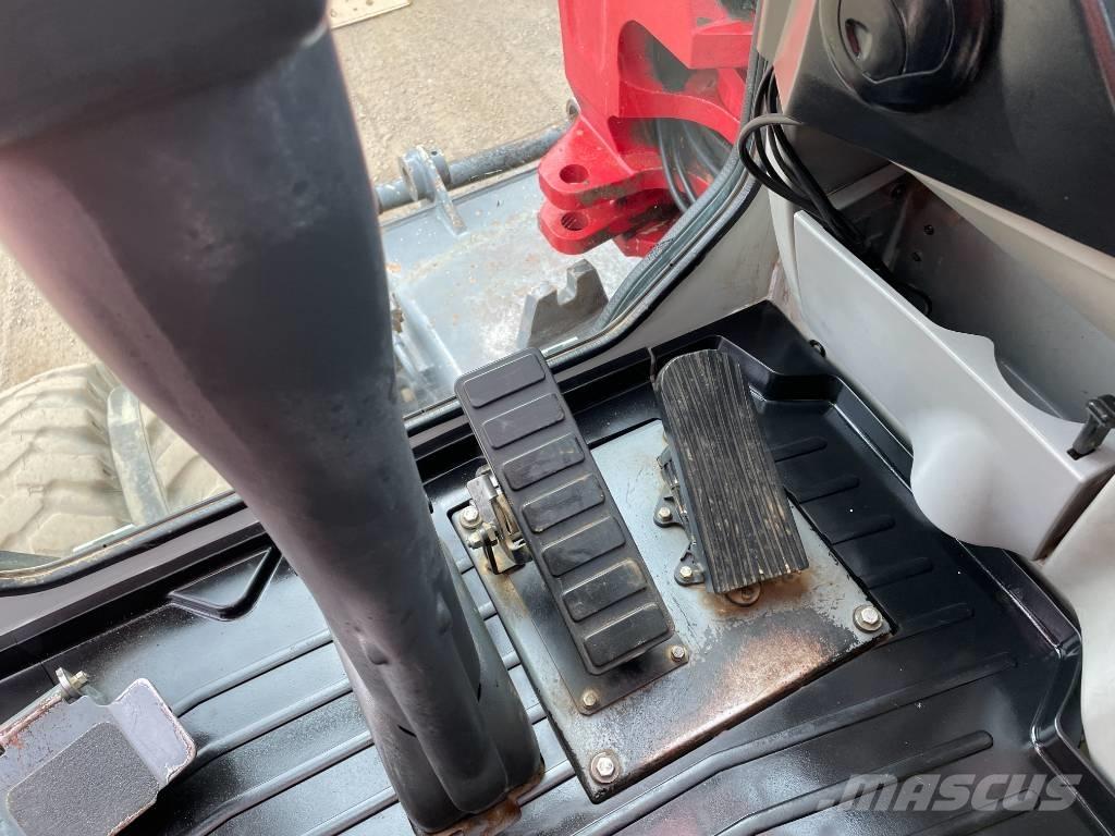 Takeuchi TB 295 W Ekskavatori uz riteņiem