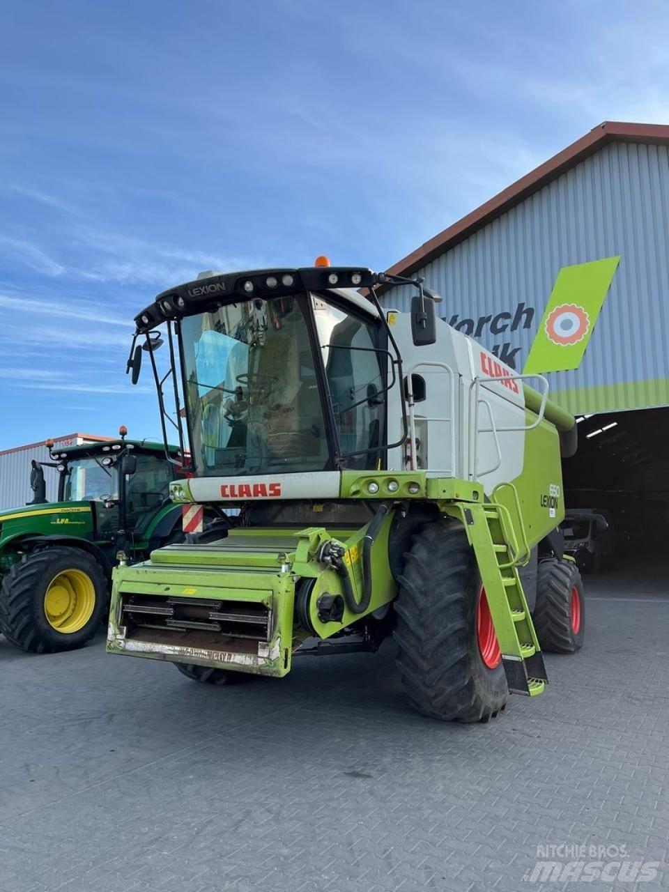 CLAAS Lexion 650 Ražas novākšanas kombaini