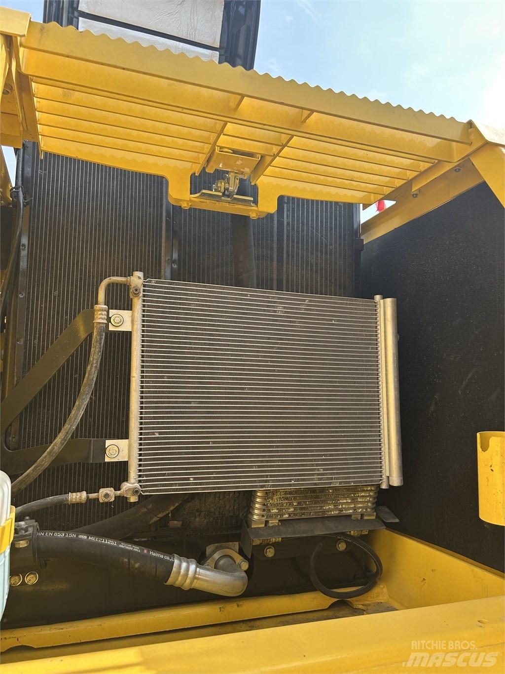 Komatsu PC 240 LC Kāpurķēžu ekskavatori