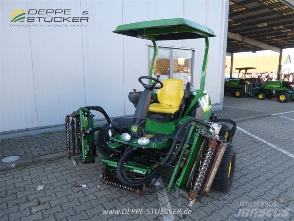 John Deere 8700 Pļaujmašīnas
