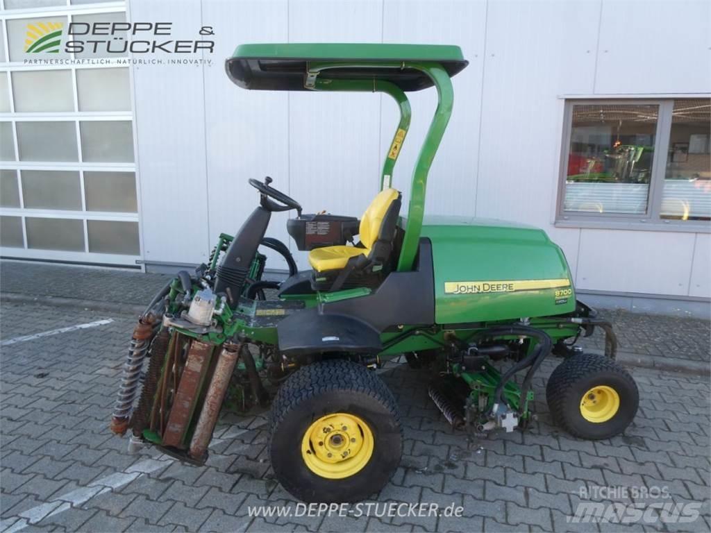 John Deere 8700 Pļaujmašīnas