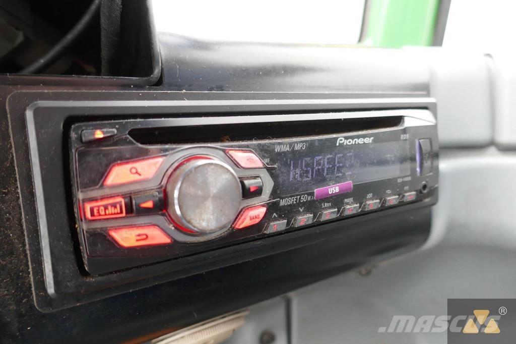 John Deere 1270E Harvesteri