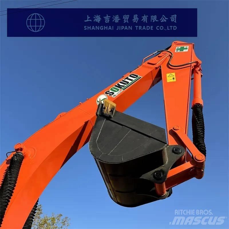Hitachi ZX 200 Kāpurķēžu ekskavatori